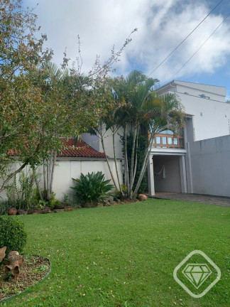 Casa de Condomínio com 4 Quartos à Venda,  em Ipanema - Porto Alegre