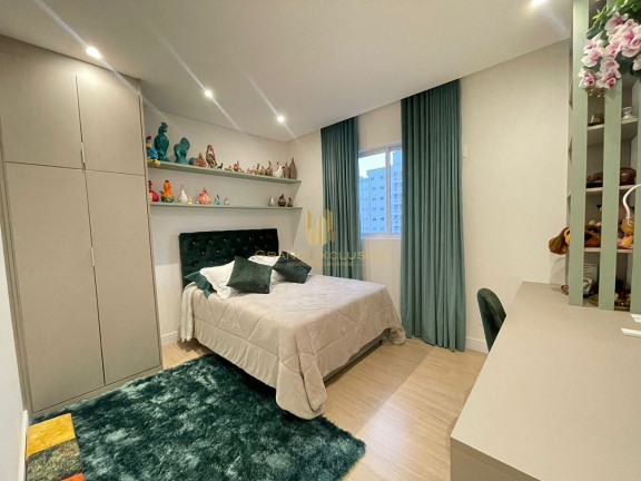 Imagem Apartamento com 3 Quartos à Venda, 115 m² em Pioneiros - Balneário Camboriú