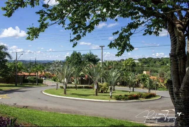 Imagem Casa de Condomínio com 3 Quartos à Venda, 273 m² em Fazenda Petrópolis - Residencial Monte Verde - Goiânia
