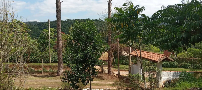 Imagem Casa com 3 Quartos à Venda, 2.500 m² em São Roque