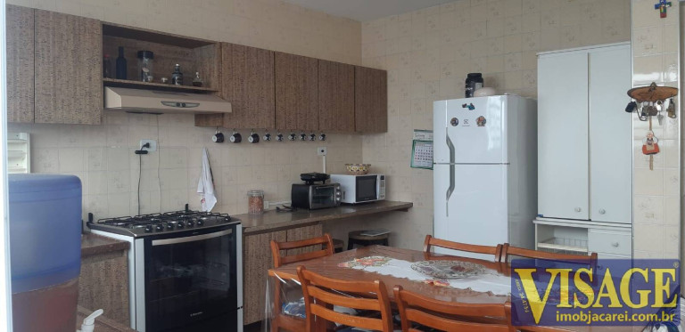 Imagem Casa com 4 Quartos à Venda, 300 m² em Vila Pinheiro - Jacareí Imagem Casa com 4 Quartos à Venda, 300 m² em Vila Pinheiro - Jacareí