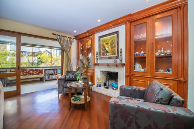 Apartamento com 4 Quartos à Venda, 250 m² em Bela Vista - Porto Alegre