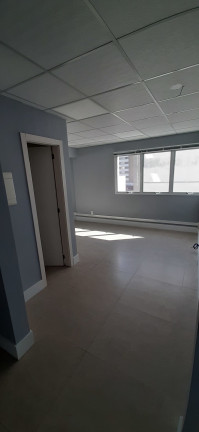 Imagem Sala Comercial à Venda, em Menino Deus - Porto Alegre Imagem Sala Comercial à Venda, em Menino Deus - Porto Alegre