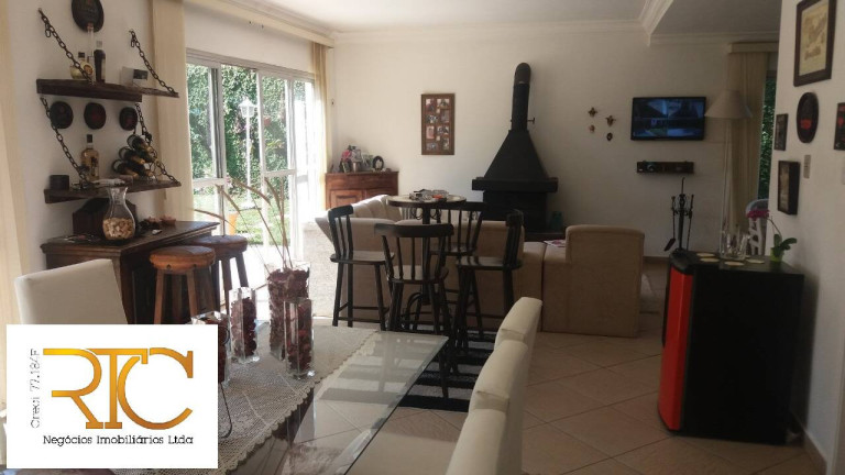 Imagem Casa com 4 Quartos à Venda, 260 m² em Interlagos - São Paulo Imagem Casa com 4 Quartos à Venda, 260 m² em Interlagos - São Paulo