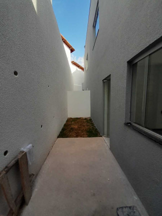 Imagem Imóvel com 3 Quartos à Venda, 110 m² em Sao Joao Batista (venda Nova) - Belo Horizonte Imagem Imóvel com 3 Quartos à Venda, 110 m² em Sao Joao Batista (venda Nova) - Belo Horizonte