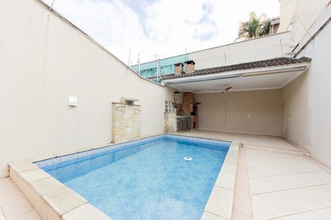 Casa com 3 Quartos à Venda, 212 m² em Vila Irmãos Arnoni - São Paulo