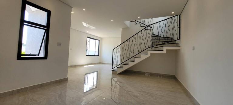 Imagem Casa com 4 Quartos à Venda, 150 m² em Chácara Jaguari (fazendinha) - Santana De Parnaíba Imagem Casa com 4 Quartos à Venda, 150 m² em Chácara Jaguari (fazendinha) - Santana De Parnaíba