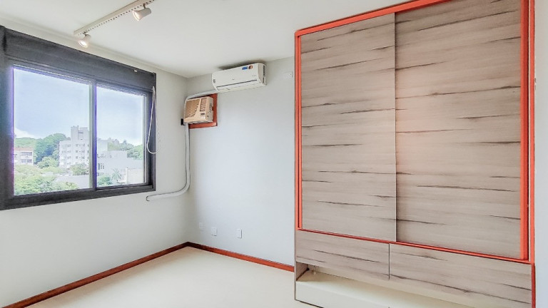 Imagem Apartamento com 2 Quartos à Venda, 69 m² em Jardim Botânico - Porto Alegre