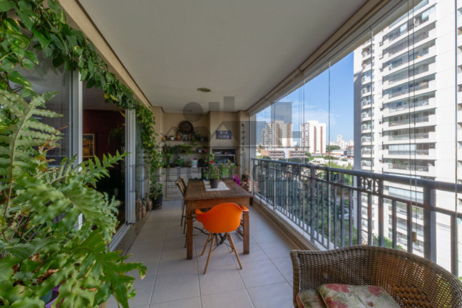 Imagem Apartamento com 3 Quartos à Venda, 153 m² em Vila Romana - São Paulo