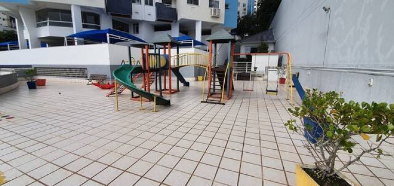 Imagem Apartamento com 2 Quartos à Venda, 74 m² em Itacorubi - Florianópolis