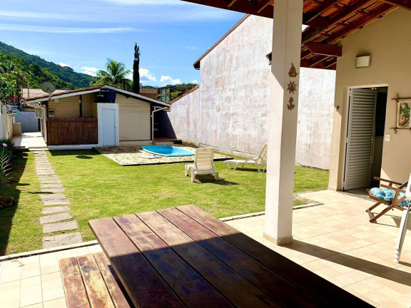 Casa com 3 Quartos à Venda, 108 m² em Toninhas - Ubatuba