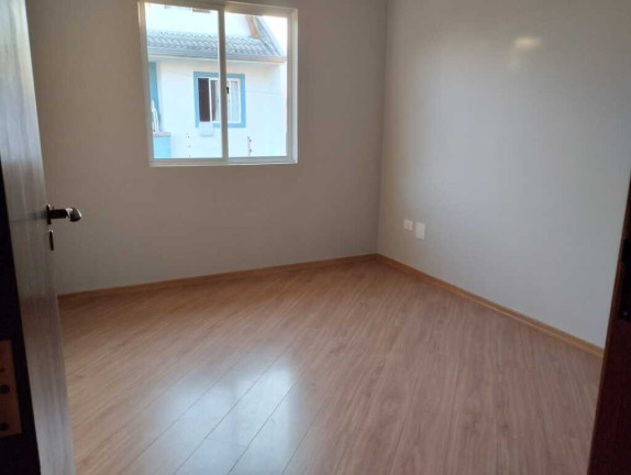 Imagem Casa com 3 Quartos à Venda, 170 m² em Boqueirão - Curitiba Imagem Casa com 3 Quartos à Venda, 170 m² em Boqueirão - Curitiba