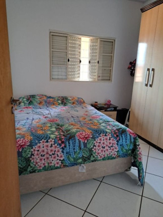 Imagem Casa com 3 Quartos à Venda, 183 m² em São Benedito - Americana Imagem Casa com 3 Quartos à Venda, 183 m² em São Benedito - Americana