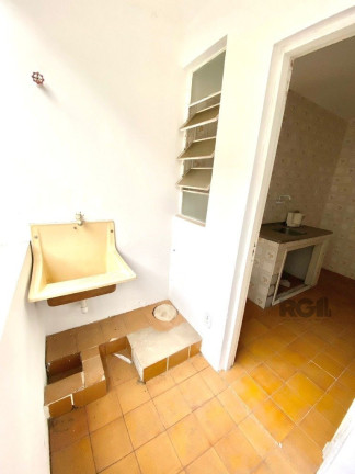 Imagem Imóvel com 1 Quarto à Venda,  em Teresópolis - Porto Alegre