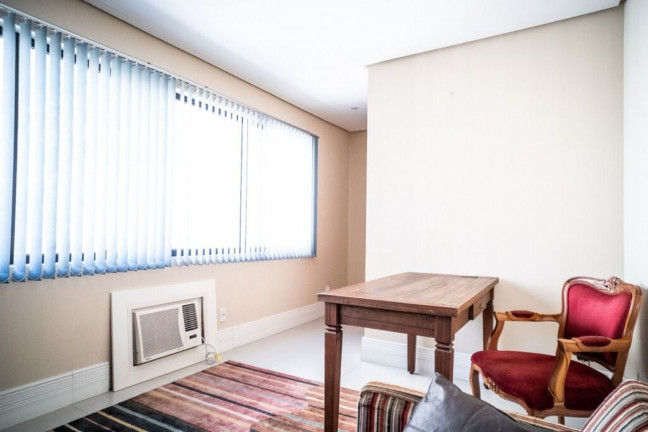 Imagem Imóvel à Venda, 24 m² em Petrópolis - Porto Alegre
