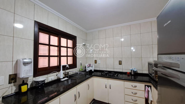 Imagem Casa com 3 Quartos à Venda, 201 m² em Vila Linda - Santo André