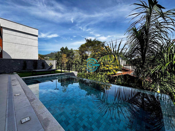 Casa com 4 Quartos à Venda, 365 m² em Badu - Niterói