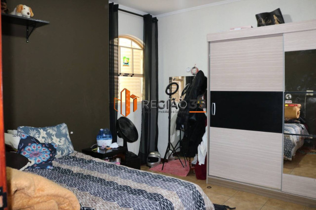 Imagem Casa com 3 Quartos à Venda, 346 m² em Santa Lúcia - Poços De Caldas