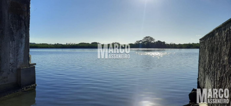 Imagem Casa com 3 Quartos à Venda, 280 m² em Centro - Balneário Barra Do Sul Imagem Casa com 3 Quartos à Venda, 280 m² em Centro - Balneário Barra Do Sul
