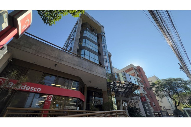 Imóvel Comercial à Venda, 45 m² em Petropolis - Porto Alegre