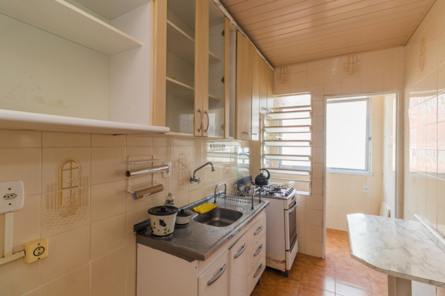 Imagem Apartamento com 2 Quartos à Venda, 48 m² em Santa Tereza - Porto Alegre