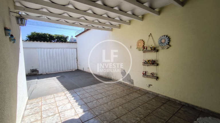 Imagem Casa com 3 Quartos à Venda, 210 m² em Jardim Europa - Goiânia Imagem Casa com 3 Quartos à Venda, 210 m² em Jardim Europa - Goiânia