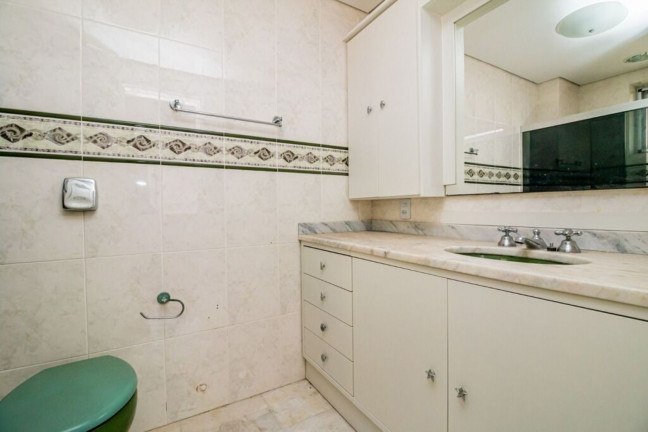 Imagem Imóvel com 3 Quartos à Venda, 142 m² em Petrópolis - Porto Alegre