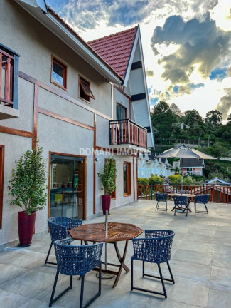 Imagem Imóvel com 10 Quartos à Venda, 520 m² em Região Do Atalaia - Campos Do Jordão Imagem Imóvel com 10 Quartos à Venda, 520 m² em Região Do Atalaia - Campos Do Jordão