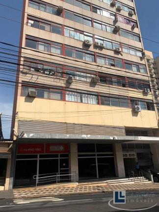 Sala Comercial à Venda, 77 m² em Centro - Ribeirão Preto