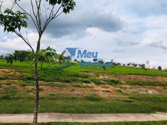 Imagem Terreno à Venda, 50 m² em Alphaville Brasília - Cidade Ocidental Imagem Terreno à Venda, 50 m² em Alphaville Brasília - Cidade Ocidental