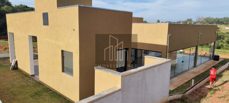 Imagem Casa com 3 Quartos à Venda, 158 m² em Thermas De Santa Barbara - águas De Santa Bárbara Imagem Casa com 3 Quartos à Venda, 158 m² em Thermas De Santa Barbara - águas De Santa Bárbara
