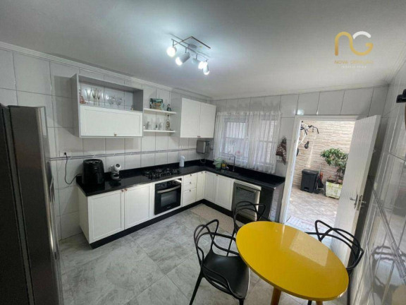 Imagem Sobrado com 3 Quartos à Venda, 105 m² em Tupi - Praia Grande Imagem Sobrado com 3 Quartos à Venda, 105 m² em Tupi - Praia Grande
