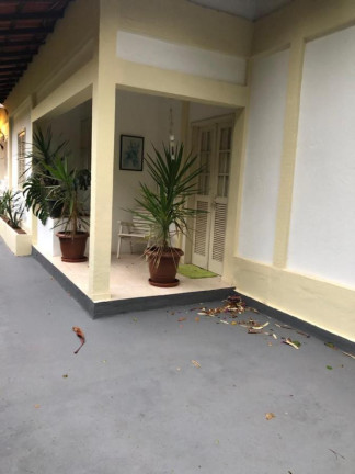 Imagem Casa com 6 Quartos à Venda, 450 m² em Nogueira - Petrópolis