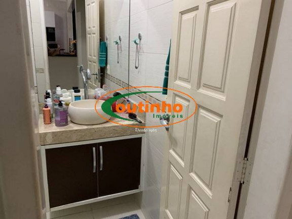 Imagem Casa com 3 Quartos à Venda, 190 m² em Maracanã - Rio De Janeiro Imagem Casa com 3 Quartos à Venda, 190 m² em Maracanã - Rio De Janeiro