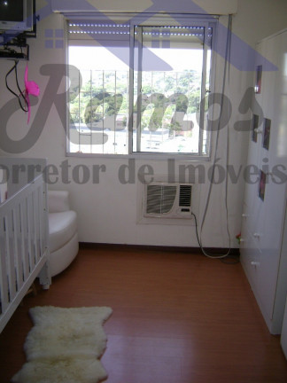 Imagem Imóvel com 2 Quartos à Venda, 52 m² em Cristal - Porto Alegre