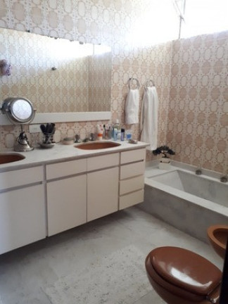 Imagem Sobrado com 4 Quartos à Venda, 483 m² em Jardim Guedala - São Paulo