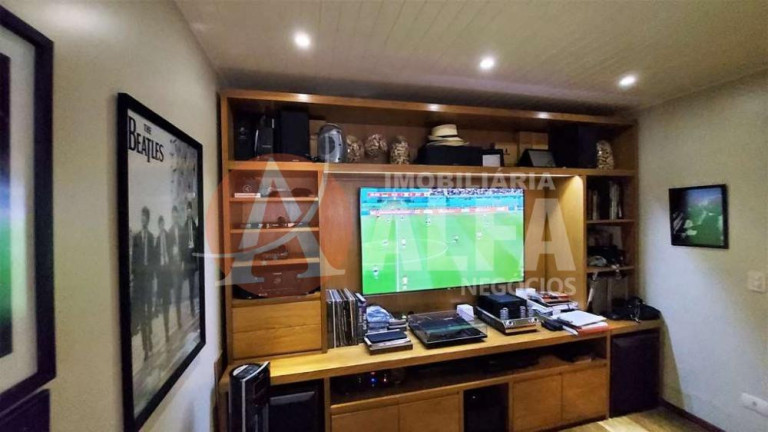 Imagem Casa com 4 Quartos à Venda, 421 m² em Altos De São Fernando - Jandira