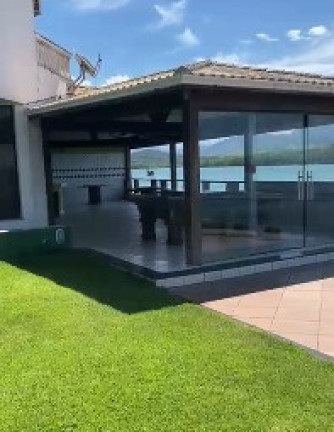 Imagem Casa com 4 Quartos à Venda, 400 m² em Centro - Guarapari