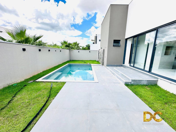 Imagem Casa com 3 Quartos à Venda, 235 m² em Santa Rosa - Cuiabá