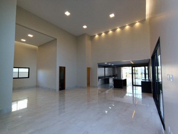Imagem Casa de Condomínio com 4 Quartos à Venda, 734 m² em Condomínio Do Lago - Goiânia