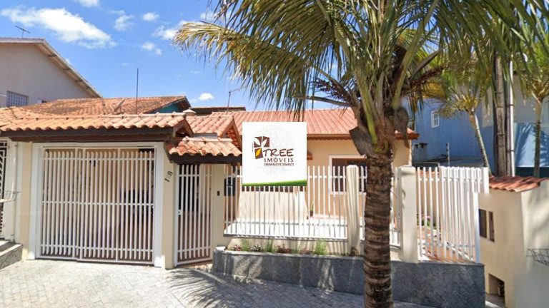 Sobrado com 7 Quartos à Venda, 235 m² em Arujá Center Ville - Arujá