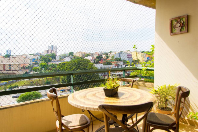 Apartamento com 3 Quartos à Venda, 238 m² em Vila Gilda - Santo André