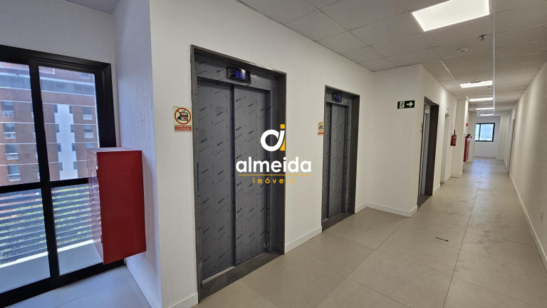 Sala Comercial à Venda, 52 m² em Centro - Santa Maria