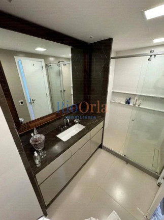 Imagem Apartamento com 3 Quartos à Venda, 221 m² em Barra Da Tijuca - Rio De Janeiro Imagem Apartamento com 3 Quartos à Venda, 221 m² em Barra Da Tijuca - Rio De Janeiro