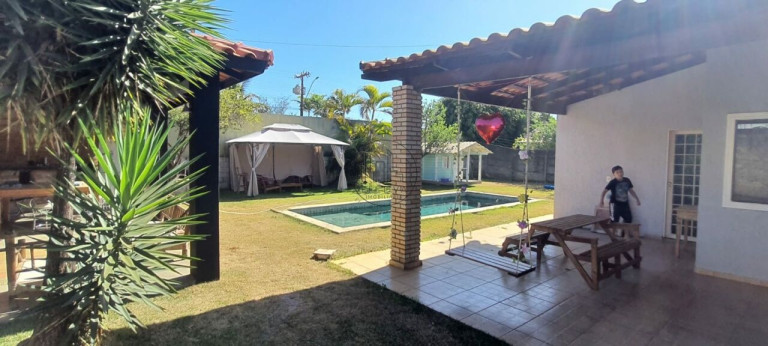 Imagem Casa com 4 Quartos à Venda, 250 m² em Setor Habitacional Arniqueira (águas Claras) - Brasília Imagem Casa com 4 Quartos à Venda, 250 m² em Setor Habitacional Arniqueira (águas Claras) - Brasília