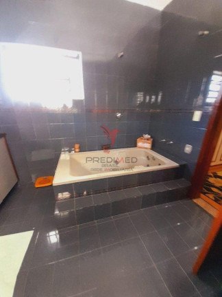 Imagem Sobrado com 4 Quartos para Alugar, 353 m² em Vila Paraíba - Guaratinguetá