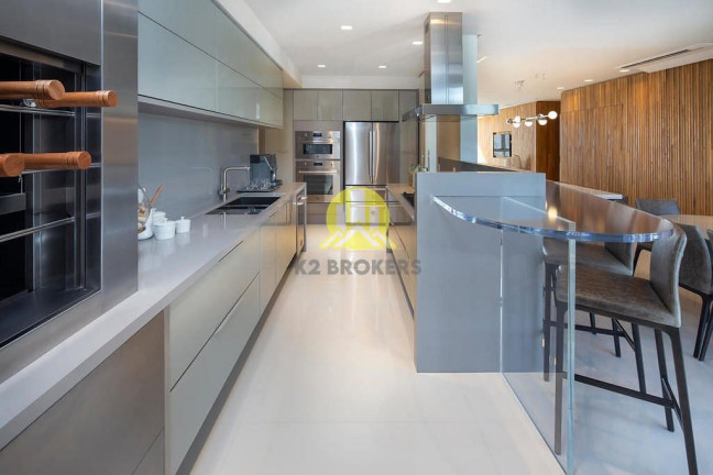Imagem Apartamento com 4 Quartos à Venda, 257 m² em Centro - Balneário Camboriú Imagem Apartamento com 4 Quartos à Venda, 257 m² em Centro - Balneário Camboriú
