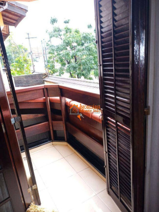 Imagem Sobrado com 3 Quartos à Venda, 131 m² em Jardim Santa Clara - Guarulhos Imagem Sobrado com 3 Quartos à Venda, 131 m² em Jardim Santa Clara - Guarulhos