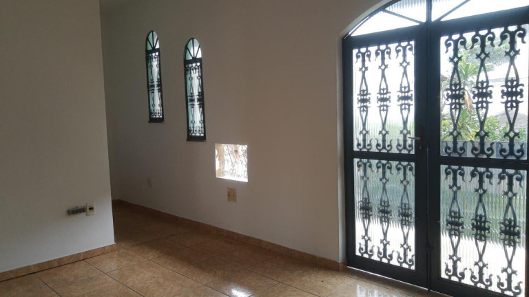 Imagem Casa com 3 Quartos à Venda, 160 m² em Campo Grande - Rio De Janeiro Imagem Casa com 3 Quartos à Venda, 160 m² em Campo Grande - Rio De Janeiro