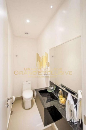 Imagem Apartamento com 3 Quartos à Venda, 125 m² em Centro - Balneário Camboriú Imagem Apartamento com 3 Quartos à Venda, 125 m² em Centro - Balneário Camboriú